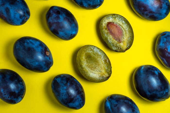 Sâmburii de prune: Sursă surprinzătoare de nutrienți esențiali